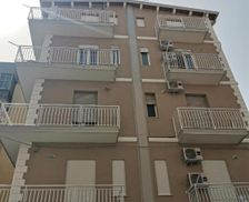 Italy Calabria Crotone vacation rental compare prices direct by owner 35404567