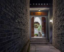 China Hunan Fenghuang County vacation rental compare prices direct by owner 36650145