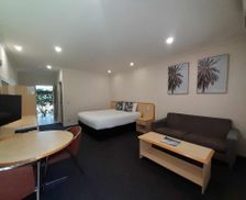 Australia Queensland Woombye vacation rental compare prices direct by owner 14398432