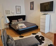 Germany Brandenburg Berlin vacation rental compare prices direct by owner 33704997