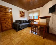 Spain Aragon Villanúa vacation rental compare prices direct by owner 35630202