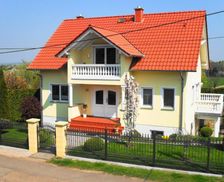 Germany Thuringia Gotha vacation rental compare prices direct by owner 33469081