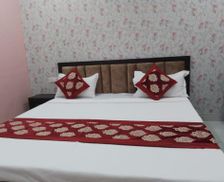 India Uttar Pradesh Varanasi vacation rental compare prices direct by owner 28211117