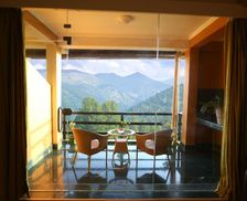 India Himachal Pradesh Shimla vacation rental compare prices direct by owner 12502776