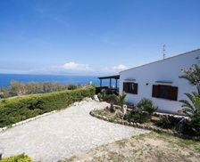 Italy Trapani Castellammare del Golfo vacation rental compare prices direct by owner 4341827