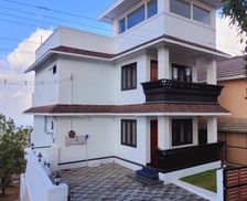 India Tamil Nadu Kodaikānāl vacation rental compare prices direct by owner 35576937