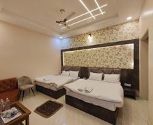 India Uttar Pradesh Varanasi vacation rental compare prices direct by owner 35394004