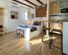 Spain Catalonia Barcelona vacation rental compare prices direct by owner 10165462