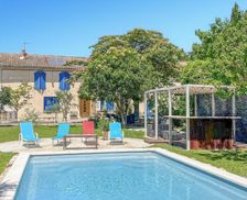 France Provence-Alpes-Côte d'Azur Chateaurenard vacation rental compare prices direct by owner 33697485