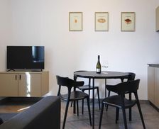 Italy Lombardy Bellano vacation rental compare prices direct by owner 26839041