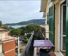 Italy Liguria Portovenere vacation rental compare prices direct by owner 33647561