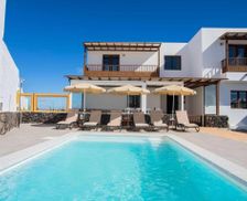 Spain Lanzarote Tinajo vacation rental compare prices direct by owner 35708797