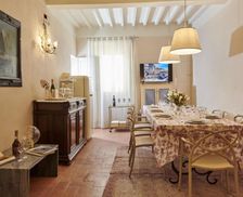 Italy Tuscany Cortona vacation rental compare prices direct by owner 28931380