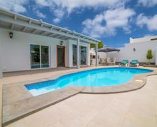 Spain Lanzarote Puerto del Carmen vacation rental compare prices direct by owner 19354102