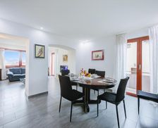 Switzerland Canton of Ticino Pregassona vacation rental compare prices direct by owner 24885319