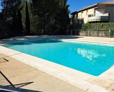 France Languedoc-Roussillon Villeneuve-lès-Avignon vacation rental compare prices direct by owner 33653313