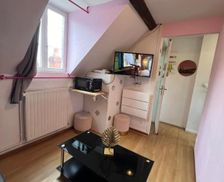 France Cher Bourges vacation rental compare prices direct by owner 11682750