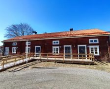 Sweden Gavleborg Norrala vacation rental compare prices direct by owner 35368855