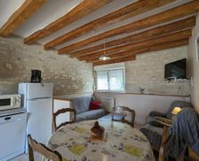 France Centre-Loire Valley Frédille vacation rental compare prices direct by owner 5078171