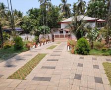 India Kerala Edakkara vacation rental compare prices direct by owner 35505082