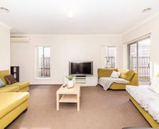 Australia Victoria Werribee vacation rental compare prices direct by owner 29428935