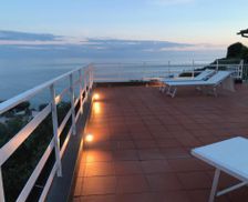 Italy Liguria Montemarcello vacation rental compare prices direct by owner 29657416