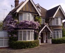 United Kingdom West Sussex East Grinstead vacation rental compare prices direct by owner 15891266