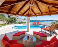 Croatia Dalmatien Kanica vacation rental compare prices direct by owner 27393385