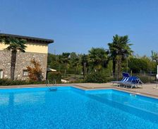 Italy Lombardy Lonato del Garda vacation rental compare prices direct by owner 11016020