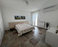 Italy Apulia Surbo vacation rental compare prices direct by owner 35322249