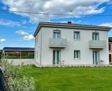 Italy Veneto Quarto dʼAltino vacation rental compare prices direct by owner 35338985