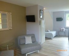 France Auvergne Saint-Cirgues-de-Jordanne vacation rental compare prices direct by owner 35248845