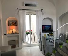 Italy Città Metropolitana di Napoli Capri vacation rental compare prices direct by owner 29008028