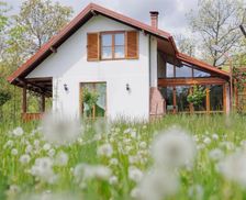 Romania Vâlcea Vaideeni vacation rental compare prices direct by owner 26671837