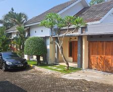 Indonesia Central Java Magelang vacation rental compare prices direct by owner 35238312