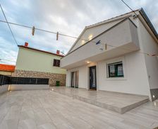 Croatia Zadar County Veli Iž vacation rental compare prices direct by owner 14356951