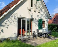 Netherlands Friesland Sint Nicolaasga vacation rental compare prices direct by owner 28875377