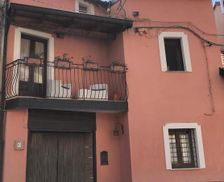 Italy Campania Castelnuovo Cilento vacation rental compare prices direct by owner 33479526