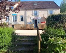 France Auvergne Louroux-de-Bouble vacation rental compare prices direct by owner 28145116