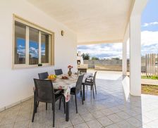 Italy Apulia Porto Cesareo vacation rental compare prices direct by owner 32726668