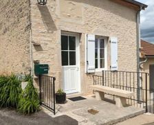 France Burgundy Savigny-lès-Beaune vacation rental compare prices direct by owner 35145470