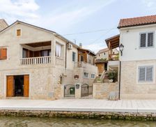 Croatia Hvar Island Vrboska - island Hvar vacation rental compare prices direct by owner 33480205