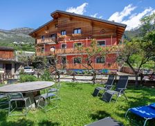 Italy Valle d'Aosta Chatillon vacation rental compare prices direct by owner 33485706