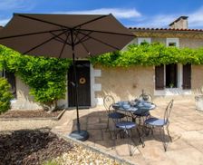 France Nouvelle-Aquitaine Chassaignes vacation rental compare prices direct by owner 27001697