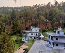 India Uttarakhand Kausani vacation rental compare prices direct by owner 35555491