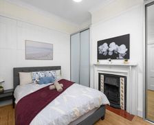 Australia New South Wales Regents Park vacation rental compare prices direct by owner 13257984