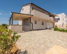 Croatia Pag Island Mandre vacation rental compare prices direct by owner 33697315