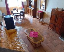 France Burgundy Brinon-sur-Beuvron vacation rental compare prices direct by owner 35211889