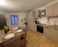 Italy Provincia di Lecco Bellano vacation rental compare prices direct by owner 33705397