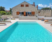 Croatia Zadar County Lovinac vacation rental compare prices direct by owner 33481392